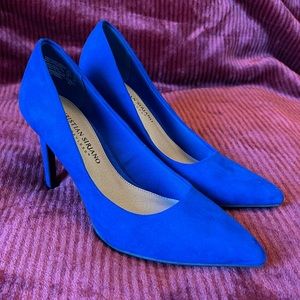 Christian Siriano from Payless - Size 6.5 - Electric blue - Suede